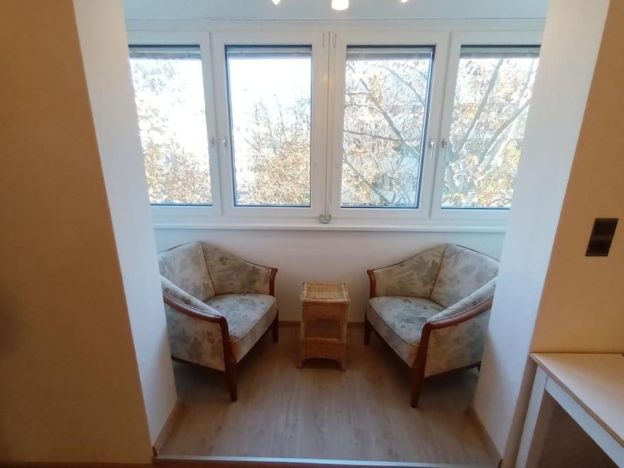 Modernes Apartment In Wien Экстерьер фото